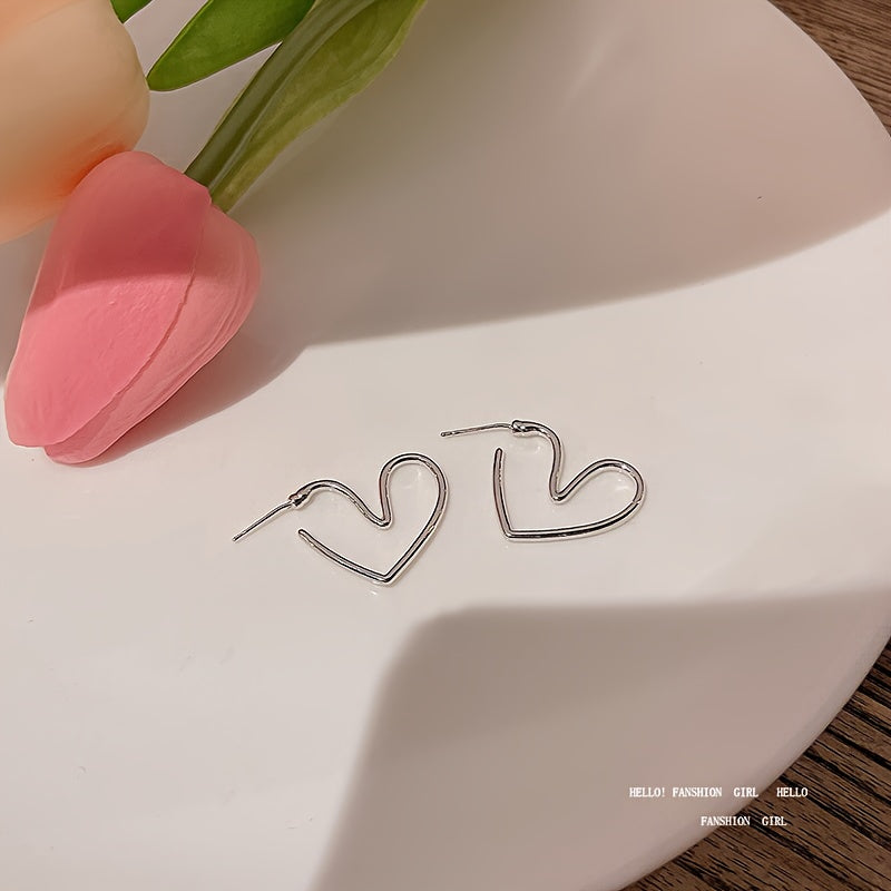 Red Heart Design Hoop Earrings Retro Simple Style Zinc Alloy Jewelry Trendy Gift For Lovers Female Ear Jewelry