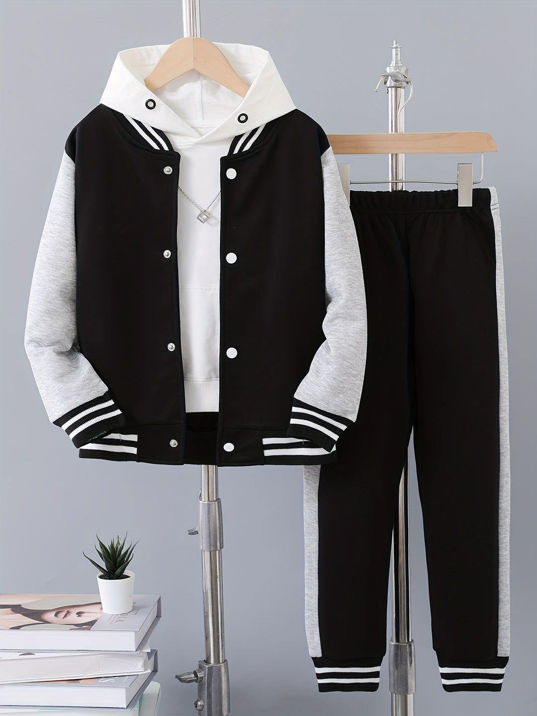 2pcs Boy's Varsity Jacket Outfit, Button Front Coat & Sweatpants Set, Color Clash Bomber Jacket, Kid's Clothes For Spring Fall Winter