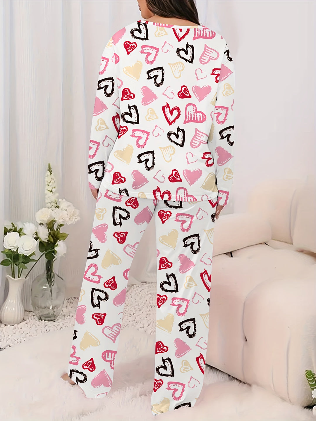 Women's Valentine's Day Cute Pajamas Set, Plus Size Heart Print Short Sleeve Round Neck Tee & Pants Lounge 2 Piece Set