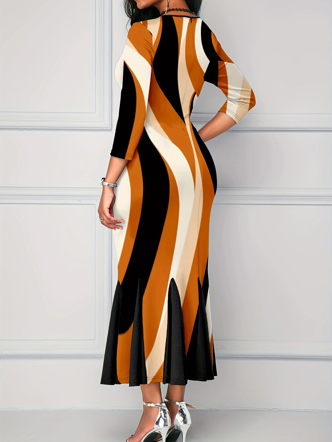 Stunning Plus Size Mermaid Dress with Graphic Print and Cut Out Sleeves for Women