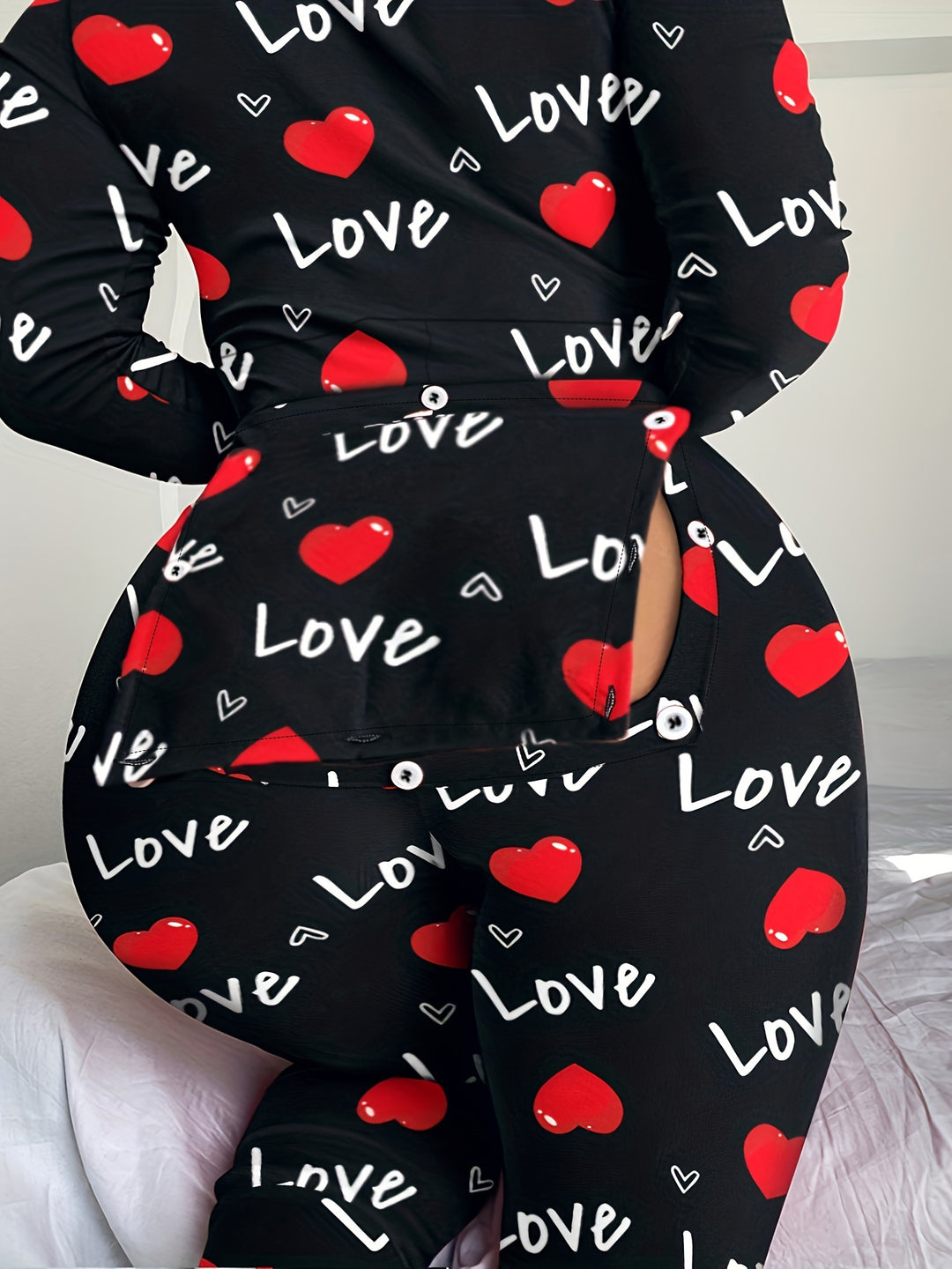 Plus Size Valentine's Day Sexy Sleepwear Jumpsuit, Women's Plus Heart & Letter Print Long Sleeve V Neck Butt Button Back Flap Home Wear Romper