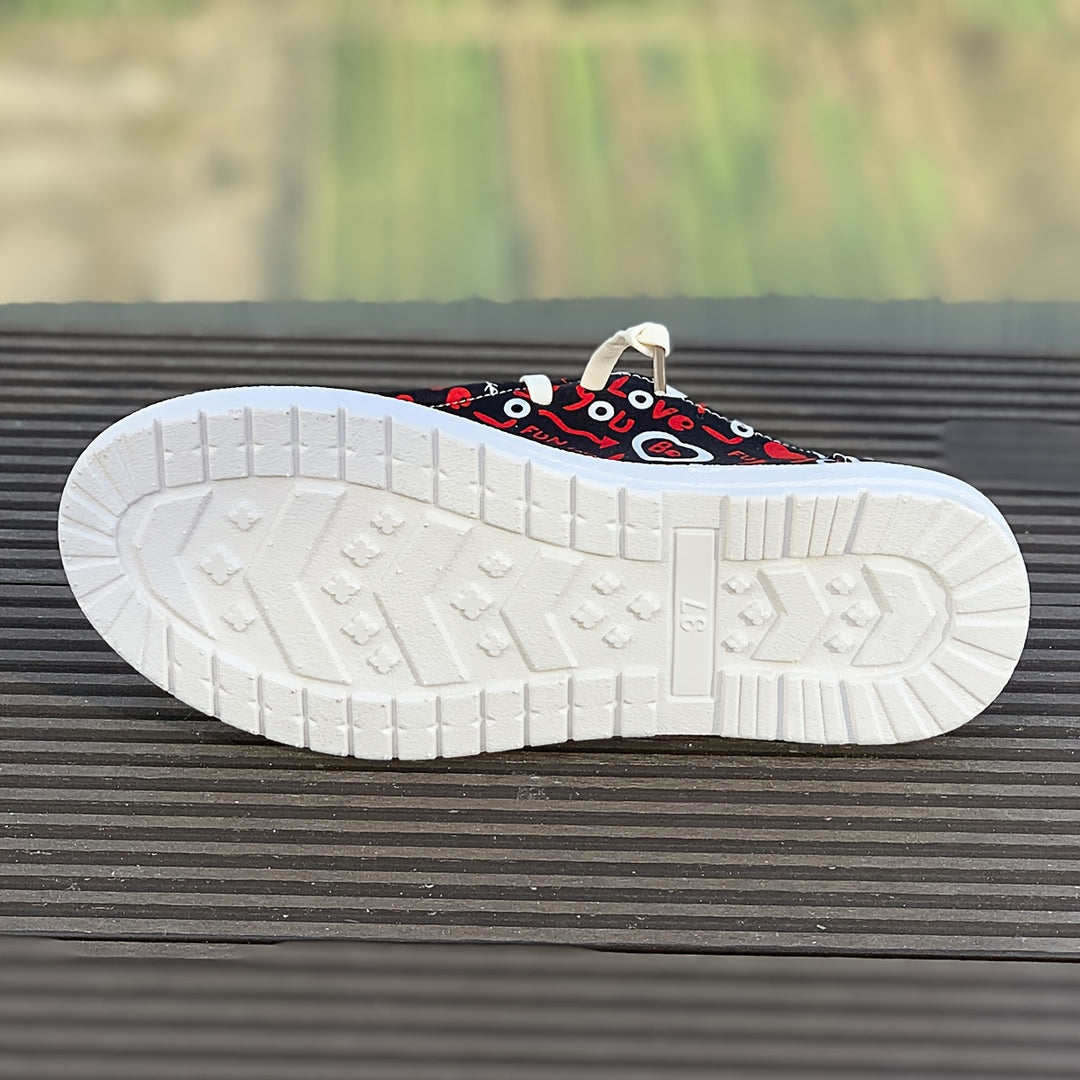 Women's Fashion Outdoor Skate Shoes, Upper With Letters And Hearts Pattern, Valentine Style Flat Comfortable Light Lace-up Skate Shoes