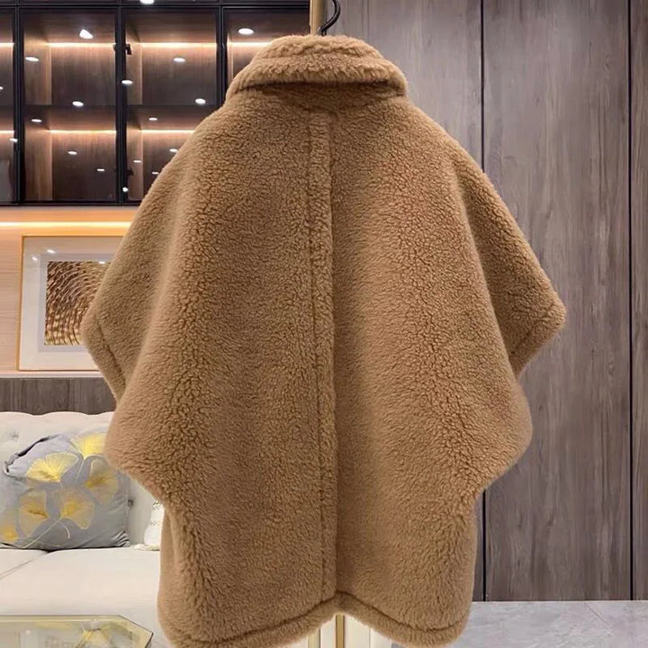 Warm Wool Coat for Women - Streetwear Fashion, Alpaca & Wool Blend, No Brand/Logo - BL3696