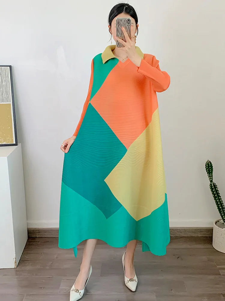 LANMREM Pleated Color Block Dress