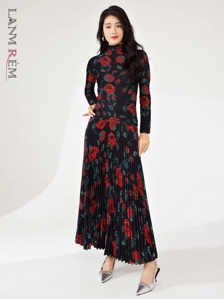 LANMREM Flower Print Pleated T-shirt & Skirt Set