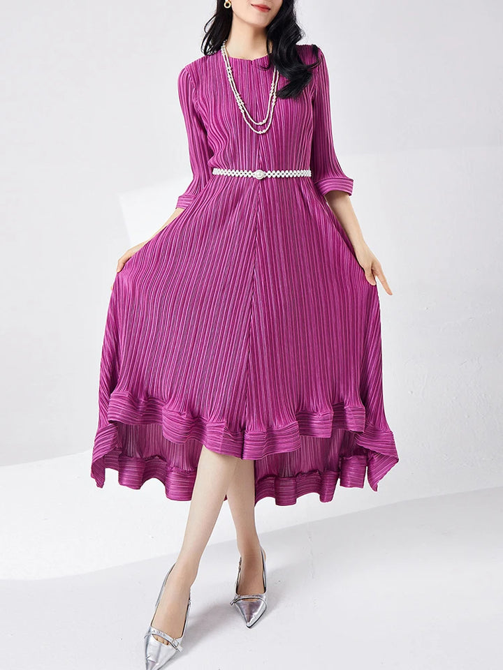 Stylish Pleated Dress with Flare Sleeves and Ruffles - Perfect for Elegant Evening Parties