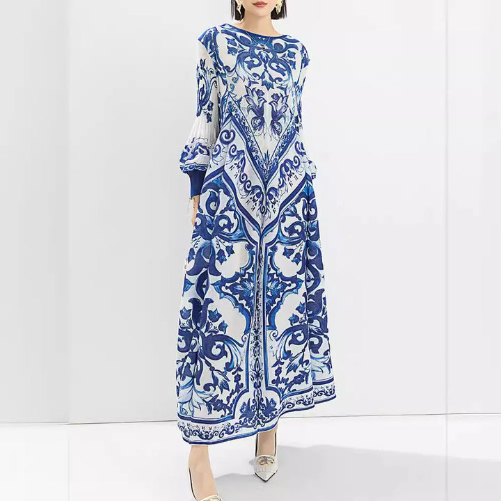 Chic Blue and White Porcelain Print Dress: Miyake Folds 2024 Spring Collection