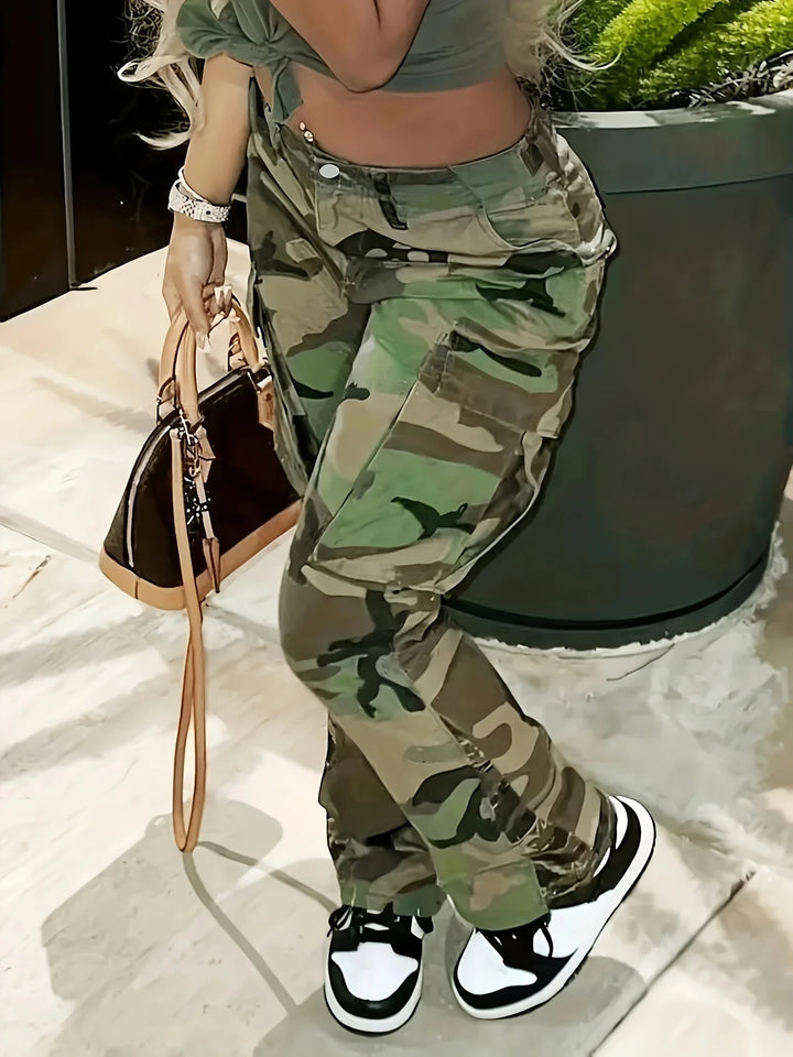 Y2K Camo Cargo Jeans: Stretchy, Comfy, & Stylish