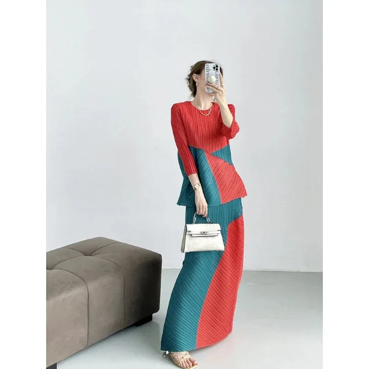 2024 New Miyake Style Designer Two-Piece Set - High-End Color Matching Outfit for Women