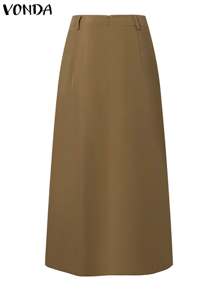 VONDA Plus Size Maxi Skirt - Elegant, High Waist, Pockets" "Plus Size VONDA Maxi Skirt - Elegant, High Waist, Pockets