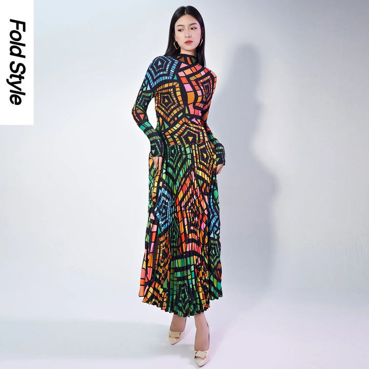 Folded Two-piece Skirt Set for Autumn and Winter 2024, New Printed Slim Fit Long Sleeved Top, Elastic Waist Skirt Set