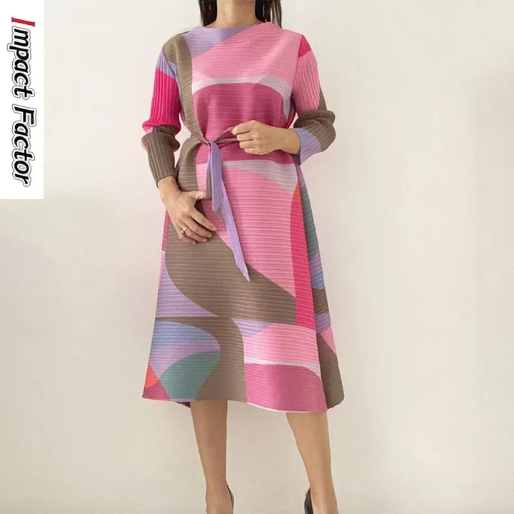 2024 Women's Pleated Dress: Geometric Design, Belt, Over-Size, Sweet & Casual Spring Fashion