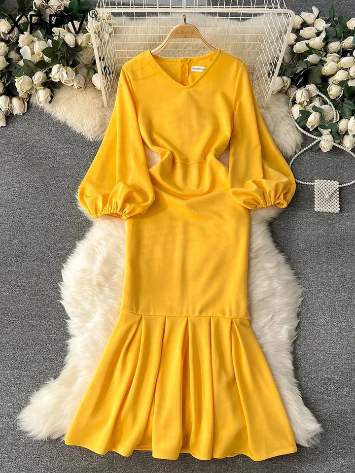 Elegant V-Neck Solid Color Dress - Autumn/Winter 2024