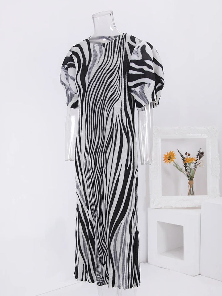 LANMREM Black & White Print Dress | Fashionable Puff Sleeves | Spring 2024 | One Size | 32C474