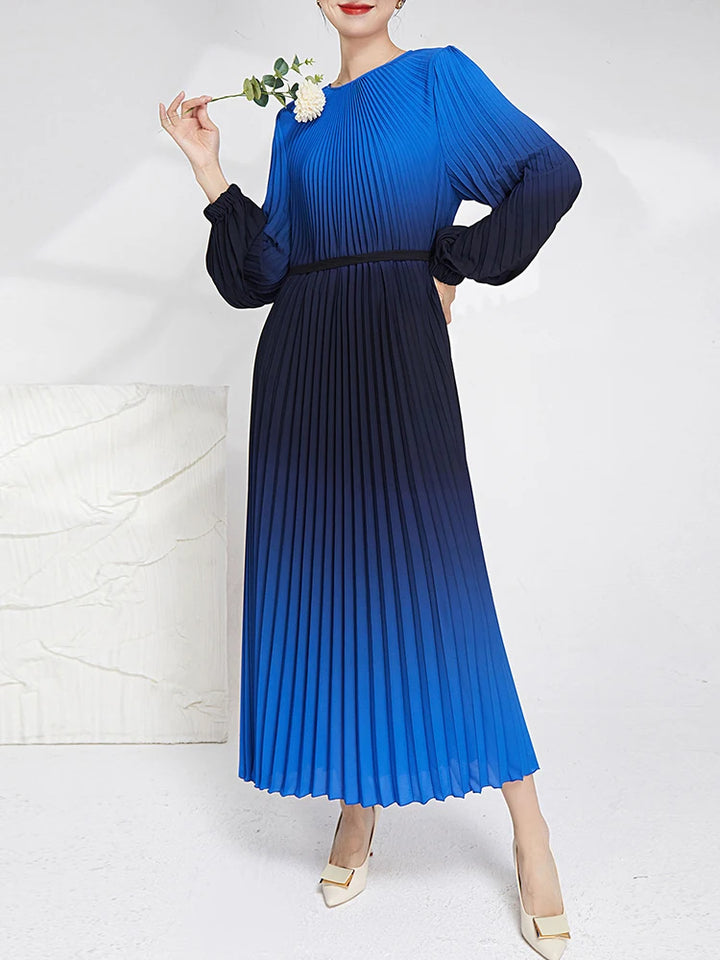 LANMREM Elegant Gradient Pleated Dress - A-line, Long Sleeves, Round Neck, Spring 2024