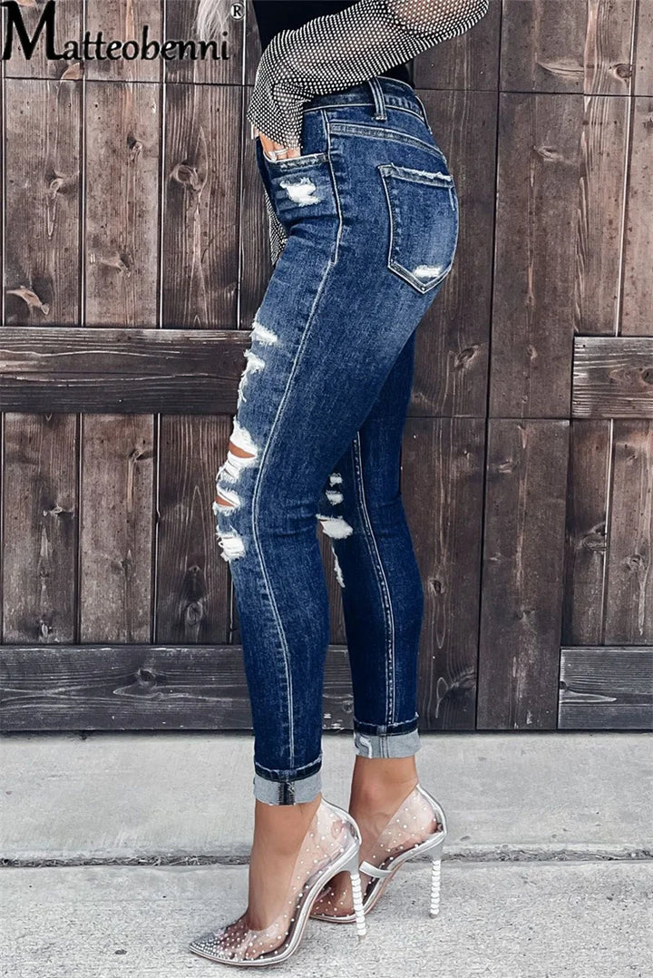 Upgrade Your Style with Our Vintage High Waist Jeans - Perfect Fit Guaranteed!