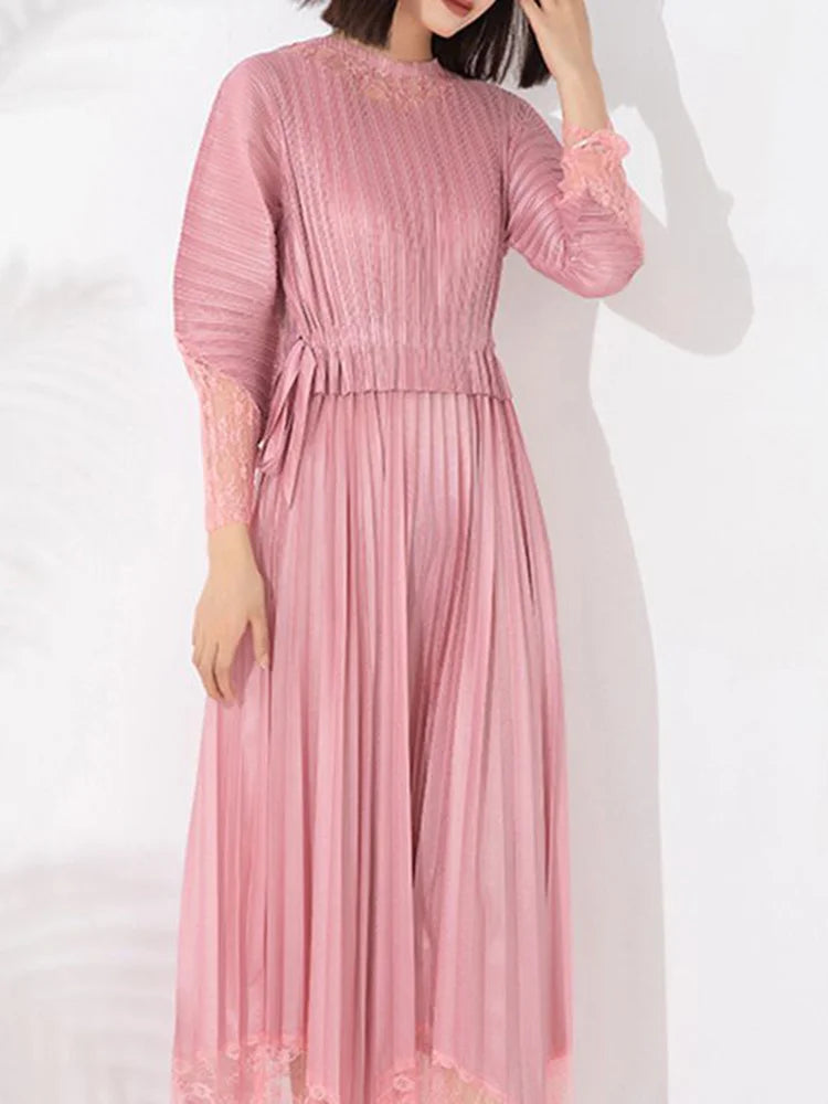 LANMREM Women's Pleated Lace Dress | Autumn 2023 Collection | Bat Sleeves | Irregular Hem | 2DA1876