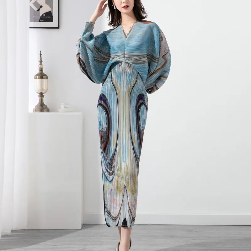 2022 Spring/Summer Miyake Pleated Dress - Bat Sleeve, Large Size, Fashion Print