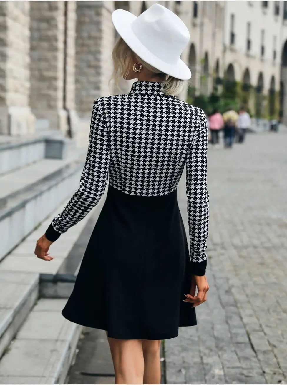 Elegant Houndstooth Dress for Women - Spring Fashion Mini Dresses with Retro Vibes