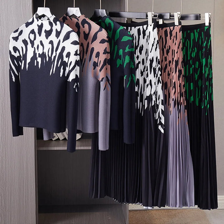 Fashion Two Piece Set For Women Autumn 2023 New Leopard Printed Stretch Miyake Pleated Tops And A-Line Big Swing Long Skirt Suit