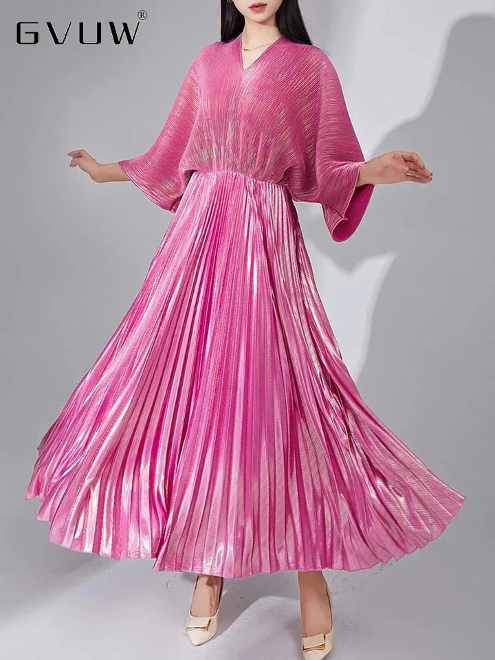 Summer Fashion: Elegant Pleated Dress for 2024 Holidays