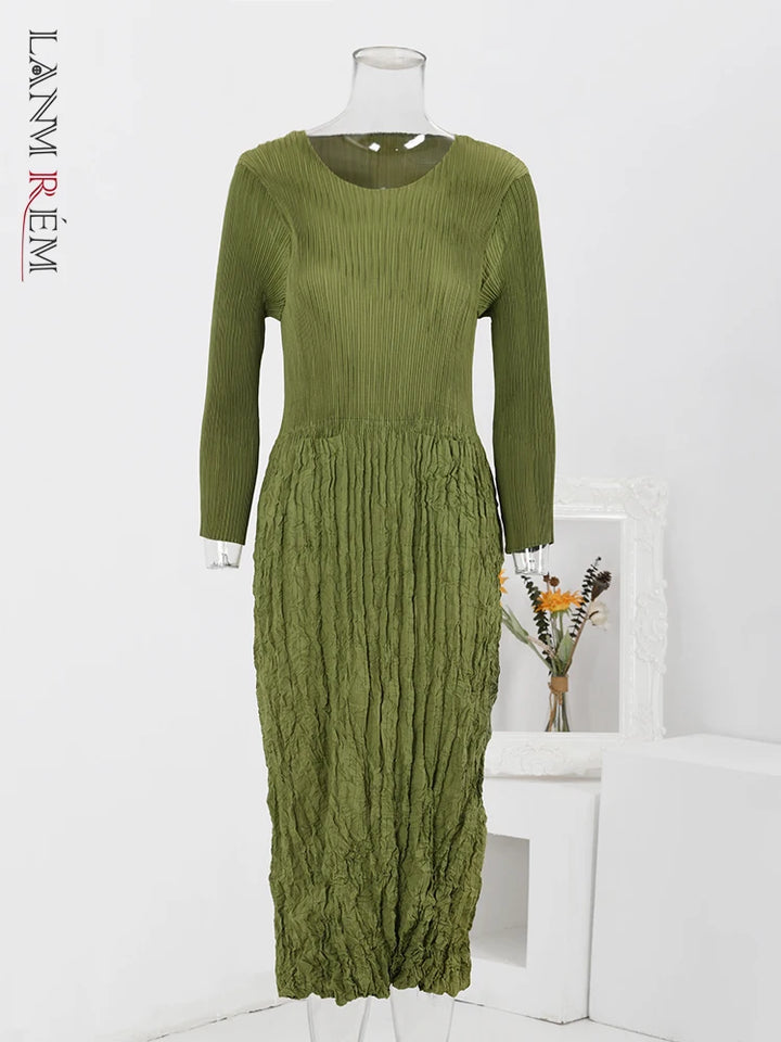 LANMREM Customized Pleated Long Dress - Slim Fit, Long Sleeves, Round Neck - 2024 Spring Collection