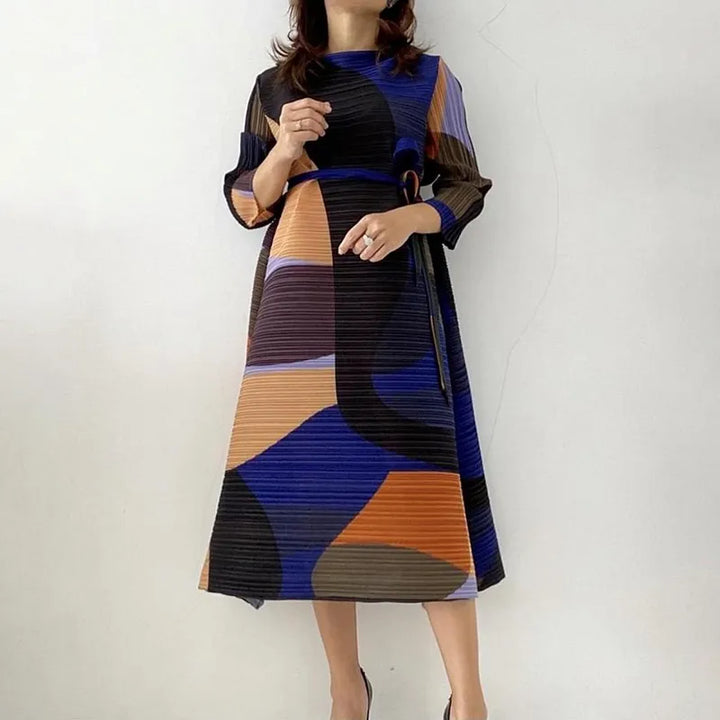 2024 Women's Pleated Dress: Geometric Design, Belt, Over-Size, Sweet & Casual Spring Fashion