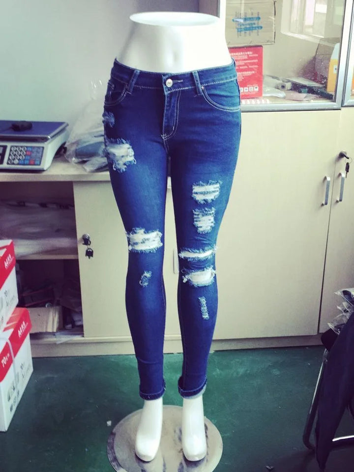 Upgrade Your Wardrobe with Trendy Ripped Skinny Jeans - Shop Now!