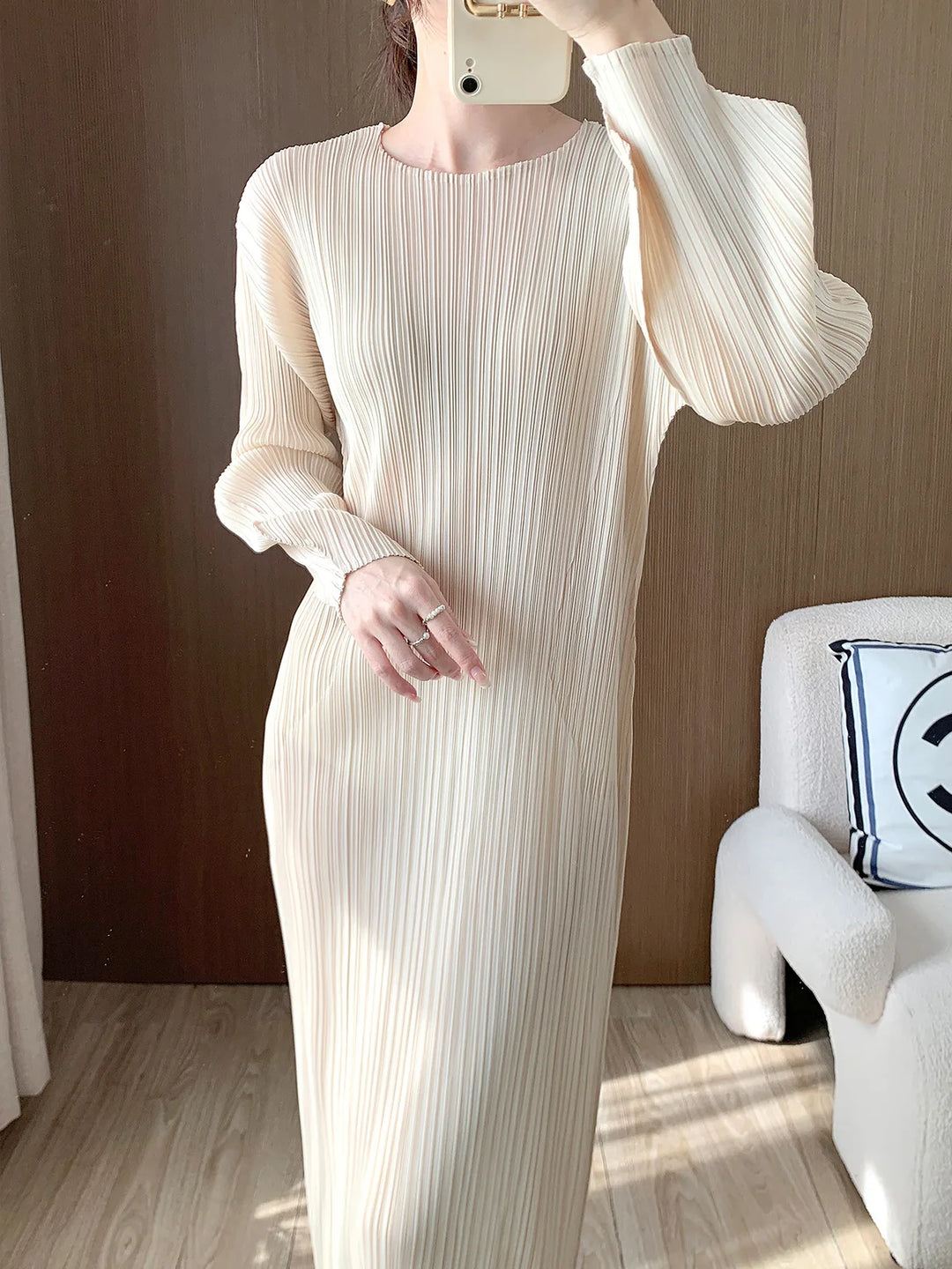 Chic Issey Miyake Dress: All Fit Solid Color, Senior Sense, Hip Wrap, One-step, Spring 2024 Collection