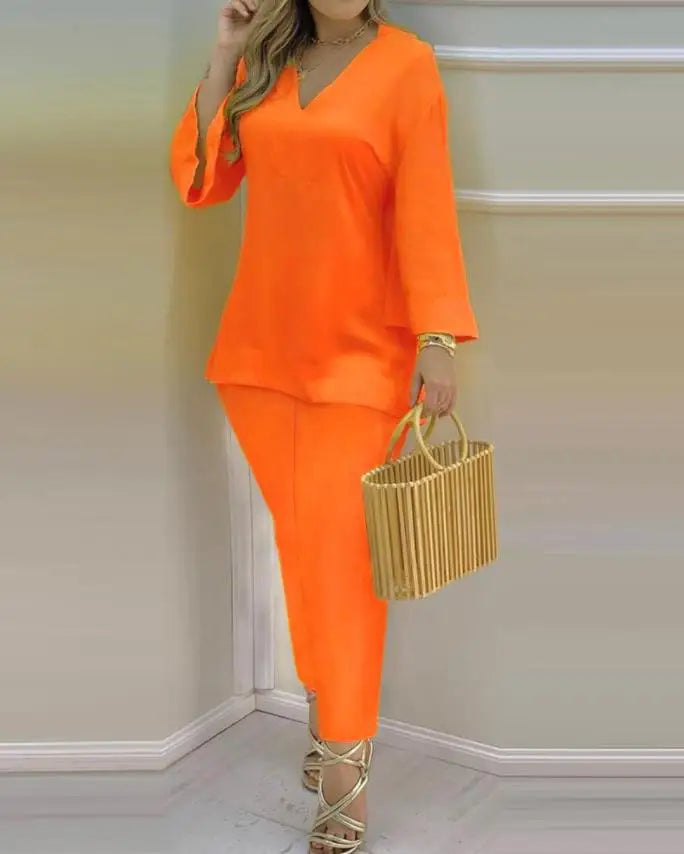 Stylish Two Piece Set - Chic V-Neck Top & Pants - Perfect for Daily Wear!