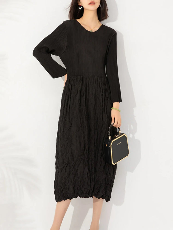 LANMREM High End Pleated Dress