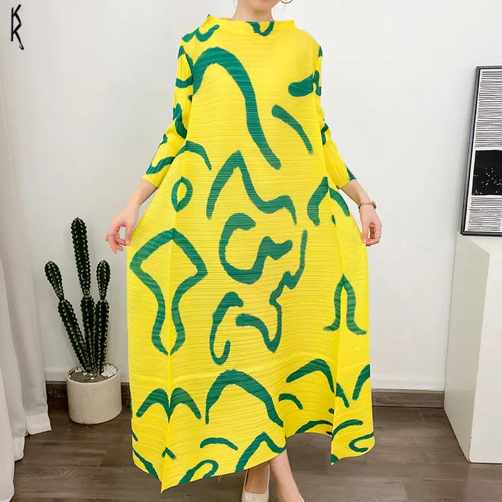 Upgrade Your Wardrobe with 2024 Miyake Pleated Print Dress - Elegant, Luxurious, and Chic!