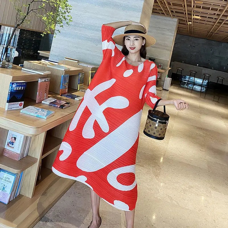 2023 Spring Print Dress: VANOVICH Fashion A-line O-neck Loose Waist with Contrast Color and Oversized Folds