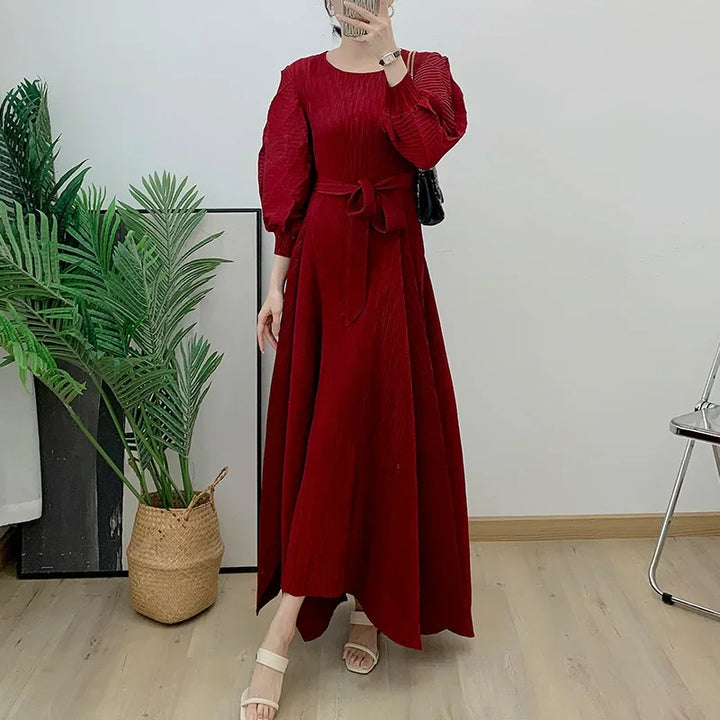 2023 New Pleated Maxi Dress with Lantern Sleeves and Belt for Women - Formal O-Neck Fashion