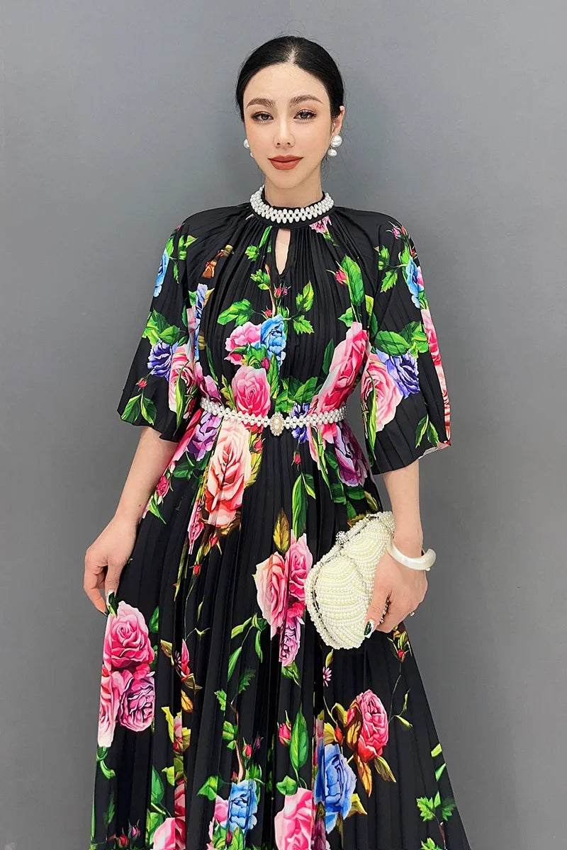 Upgrade Your Wardrobe with Vefadisa's Elegant Pleated Black Dress - Limited Edition!