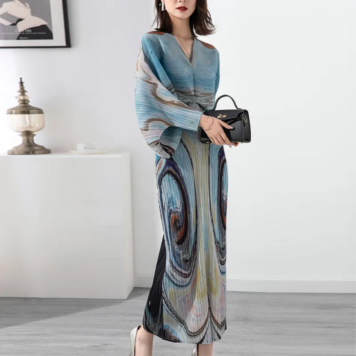 2022 Spring/Summer Miyake Pleated Dress - Bat Sleeve, Large Size, Fashion Print