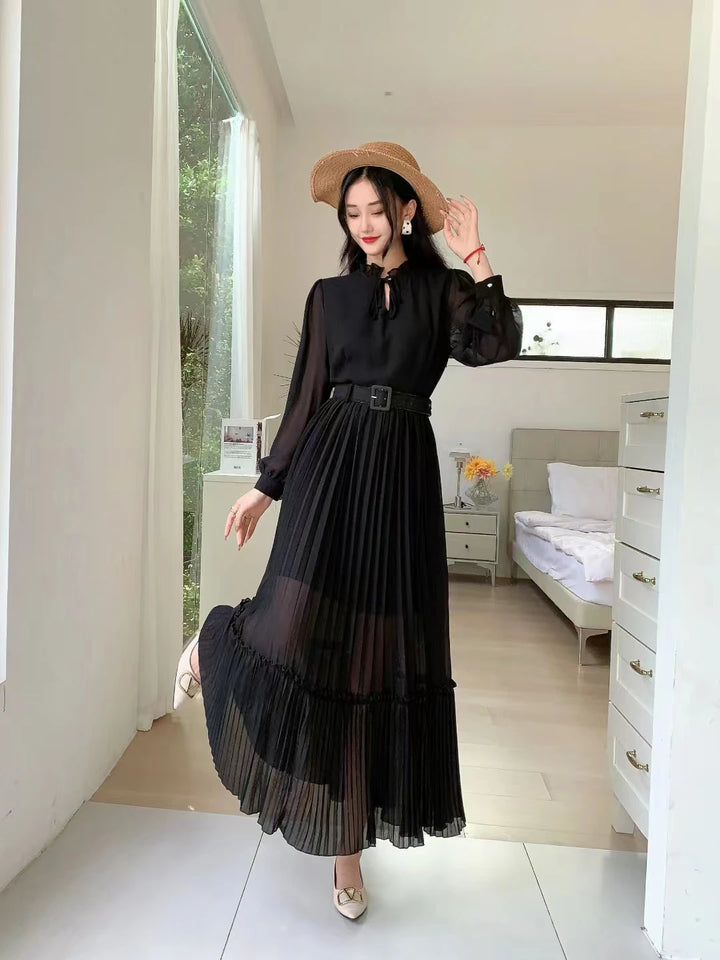 Slimming Chiffon Dress with Ruffled Neck