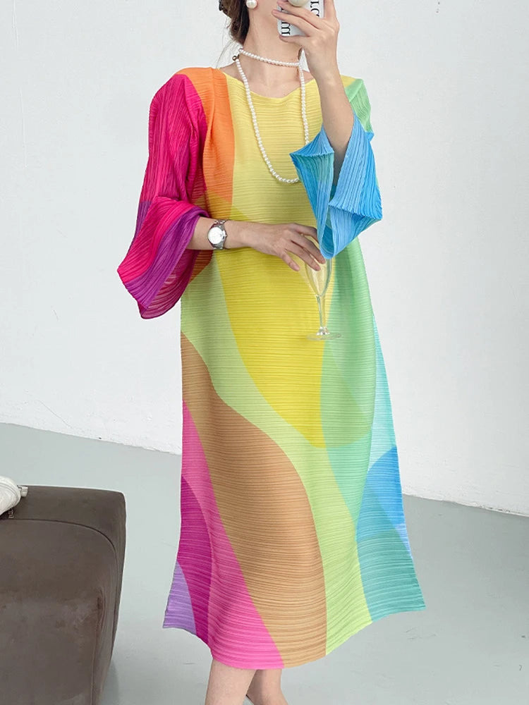 Transform Your Style with Our Elegant DEAT Color Block Dress - Perfect for Any Occasion!