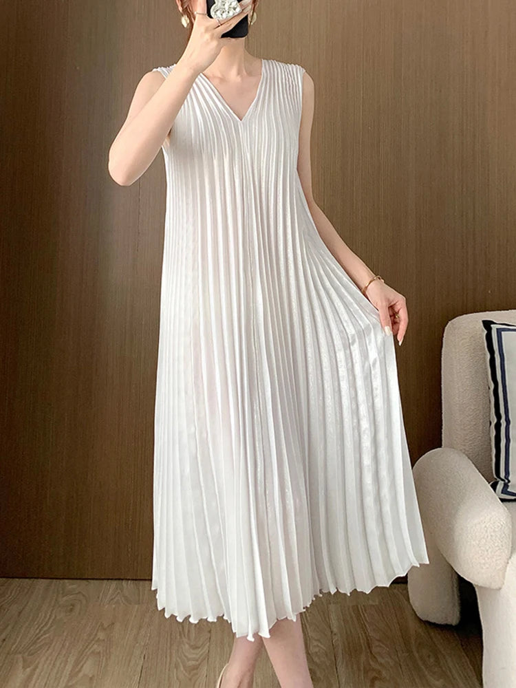 Stunning GVUW Fashion Dress - V Neck, Solid Color, Loose Fit