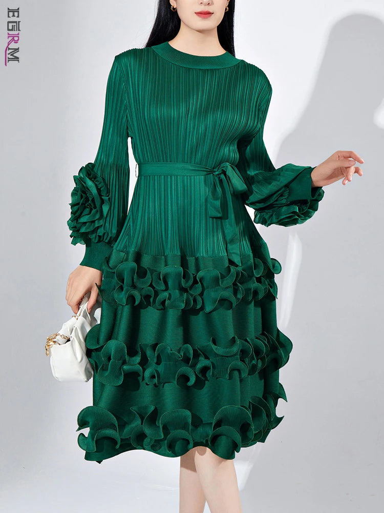 2023 New Elegant Floral Dress with Pleated Miyake Design and Fungus Spliced Sleeves for Women - Sizes 1-2 Smaller than US/EU - 5GR2974