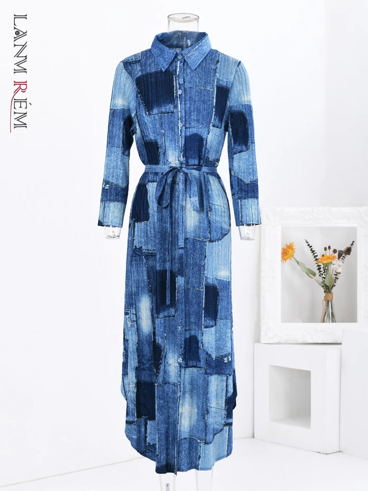 LANMREM Contrast Color Pleated Long Dress - Spring 2024 Fashion. Lapel, Print, Belt. Sizes: One Size. Bust: 92-148cm.