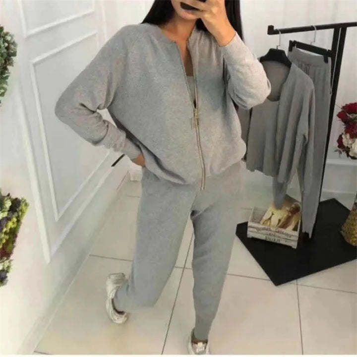 Fashion Knitted Pants 3 Piece Set Chain Vest And Korean Jacket Conjunto Casual Jogger Pantalones Outfits Women Sweatpants Sets