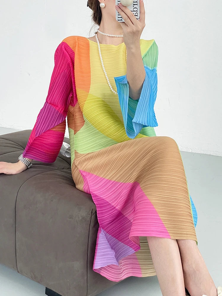 Transform Your Style with Our Elegant DEAT Color Block Dress - Perfect for Any Occasion!