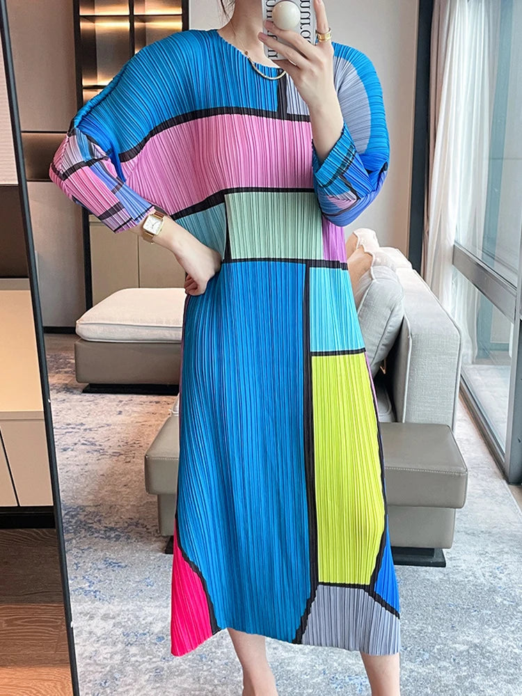 Upgrade Your Summer Wardrobe with GVUW's Chic Batwing Dress - Limited Time Offer!