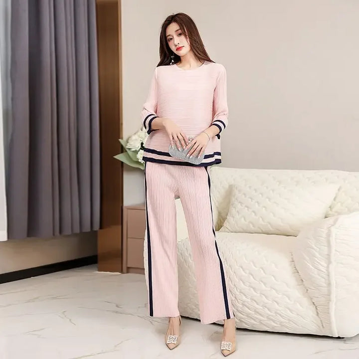 Pleated Spring and Autumn Women's Round Neck Sweet Goddess Wide Leg Pants Two Piece Fashion Set