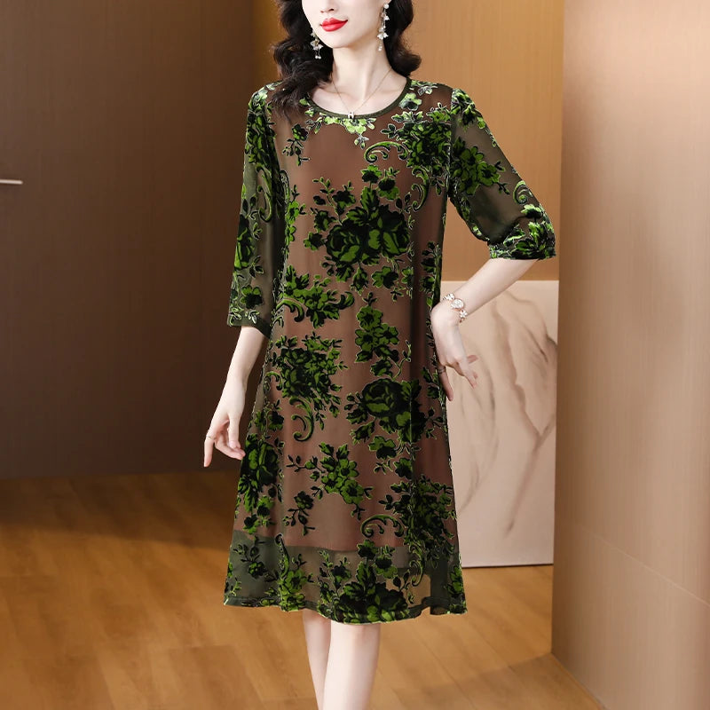 Vintage Silk Velvet Dress for Women | Autumn 2023 Collection | Round Neck, 3/4 Sleeves, Loose Fit | Casual Holiday Vestidos