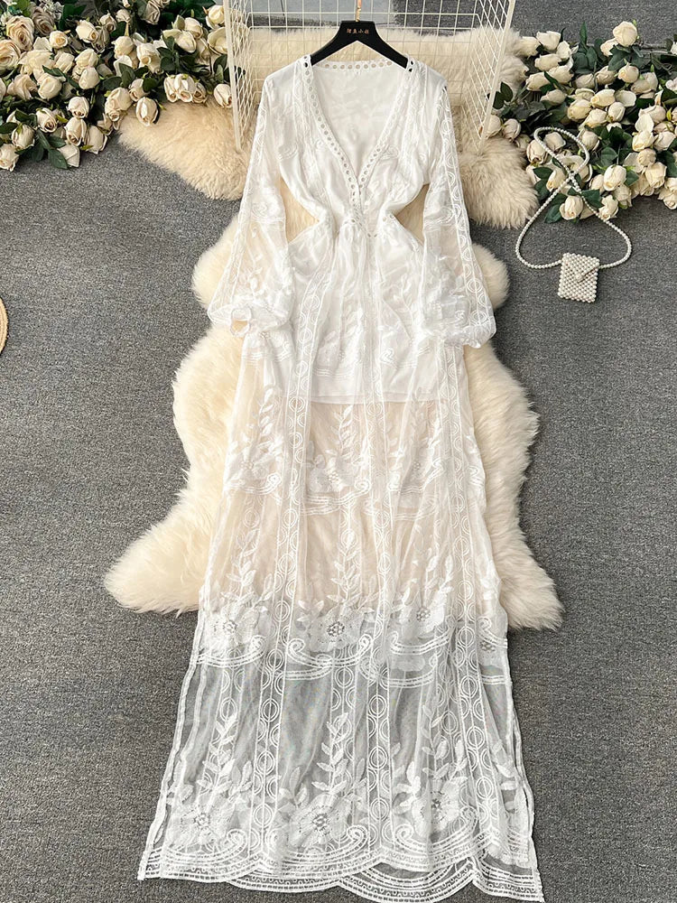 EWQ Embroidery Lace V-neck Color High Waist A-line Vestidos Sweet Style Fashion Women's Dress Winter Spring 2024 New