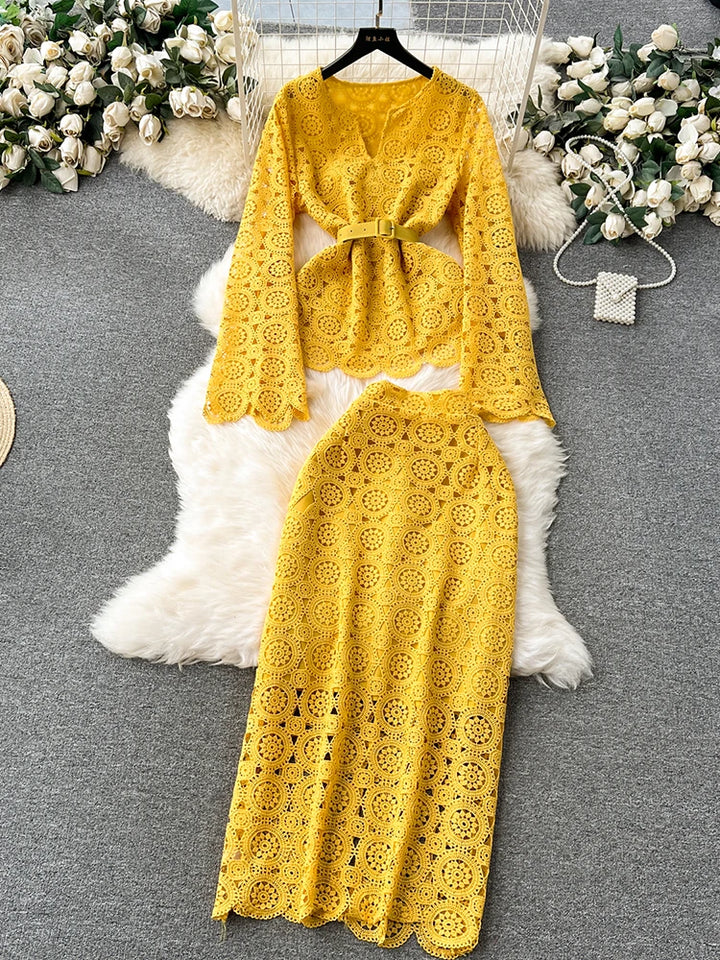 Spring / Summer 2024 Lace Flare Sleeve Two Piece Set