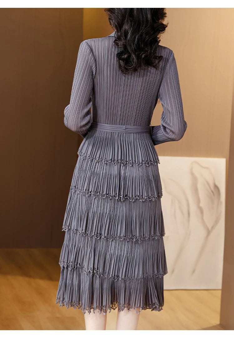 2023 Autumn/Winter Sanzhai Pleated Dress - Tassel Trim, Slim Fit, Elastic Waist