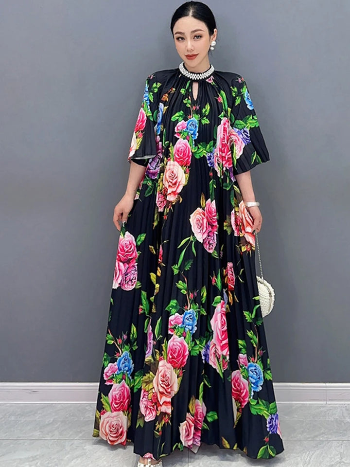 Upgrade Your Wardrobe with Vefadisa's Elegant Pleated Black Dress - Limited Edition!